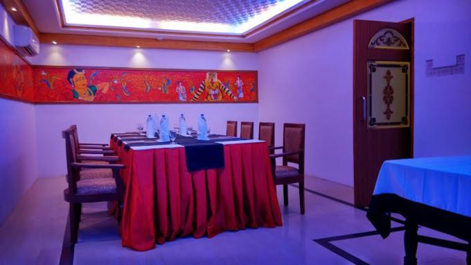 Hotel Doubloon Thiruvananthapuram Kültér fotó